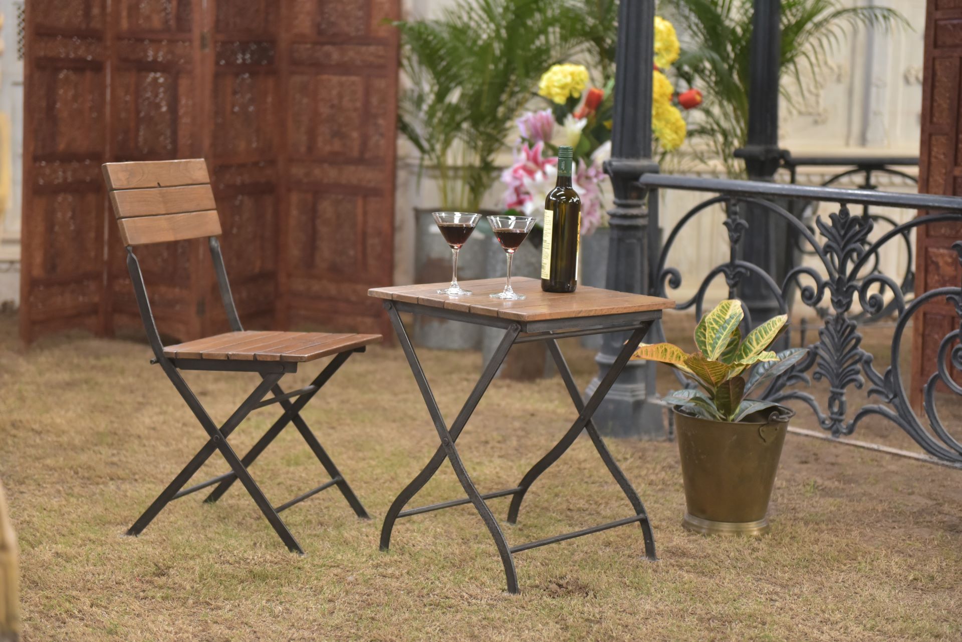 Sustainable Style Symphony: Selecting Stunning, Sustainable Seating and Serene Storage Solutions